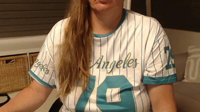 Snapshot of KimMitchelli chatting on 7, 5, 2026 KimMitchelli online show from 7, 5, 2026