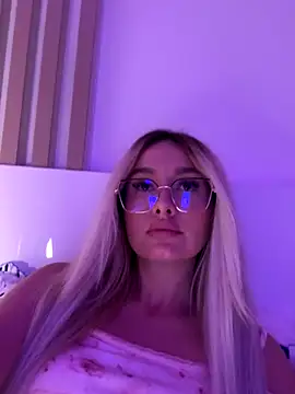 mollyxxx online show from 5, 10, 2025