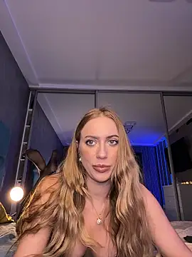 Snapshot of RockQueen_A chatting on 9, 2, 2026 RockQueen A online show from 9, 2, 2026