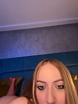 Snapshot of RockQueen_A chatting on 19, 2, 2026 RockQueen A online show from 19, 2, 2026