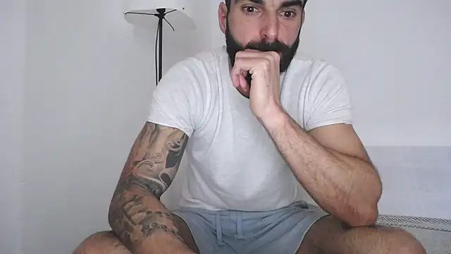 Verycutex online show from 18, 2, 2025