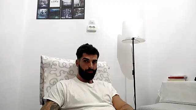 Verycutex online show from 30, 10, 2025