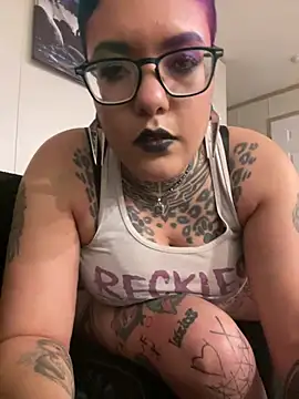 creamfilleddessert online show from 4, 4, 2026