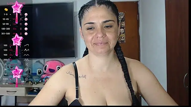 Snapshot of selena_ferri chatting on 4, 12, 2024 selena ferri online show from 4, 12, 2024