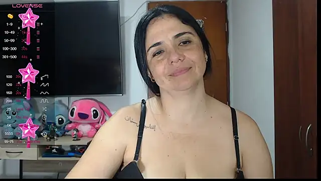 Snapshot of selena_ferri chatting on 7, 12, 2024 selena ferri online show from 7, 12, 2024