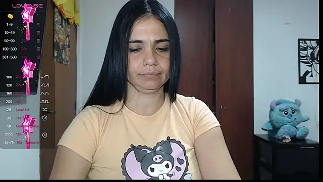 Snapshot of selena_ferri chatting on 27, 12, 2024 selena ferri online show from 27, 12, 2024