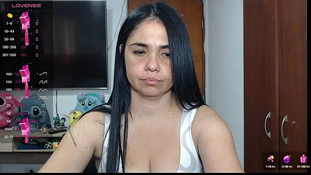 Snapshot of selena_ferri chatting on 10, 1, 2025 selena ferri online show from 10, 1, 2025