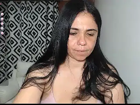 Snapshot of selena_ferri chatting on 17, 1, 2025 selena ferri online show from 17, 1, 2025