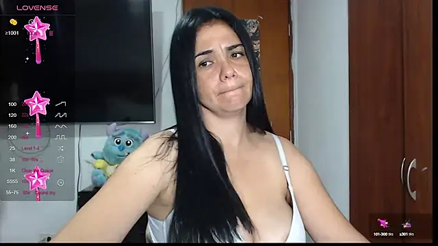 Snapshot of selena_ferri chatting on 9, 2, 2025 selena ferri online show from 9, 2, 2025