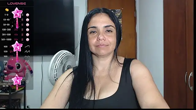 Snapshot of selena_ferri chatting on 25, 2, 2025 selena ferri online show from 25, 2, 2025