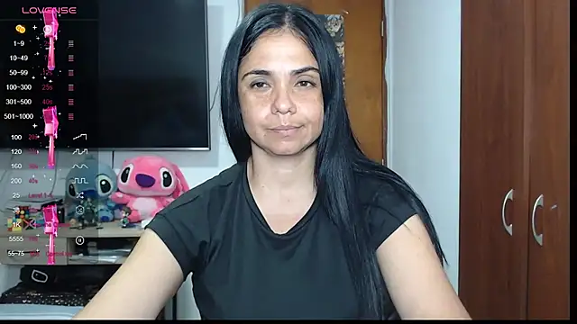 Snapshot of selena_ferri chatting on 2, 3, 2025 selena ferri online show from 2, 3, 2025