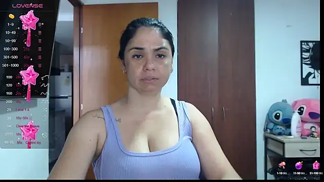 Snapshot of selena_ferri chatting on 16, 3, 2025 selena ferri online show from 16, 3, 2025
