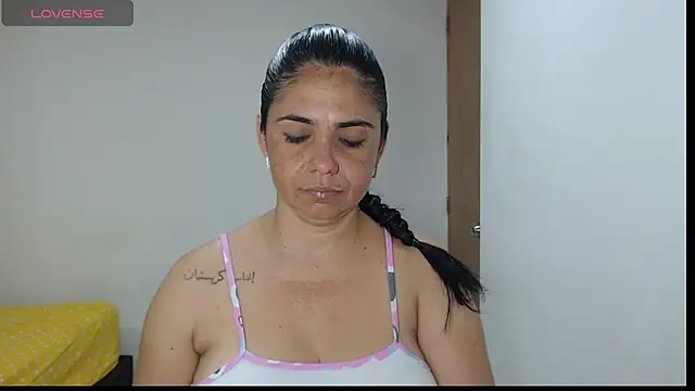 Snapshot of selena_ferri chatting on 29, 9, 2025 selena ferri online show from 29, 9, 2025