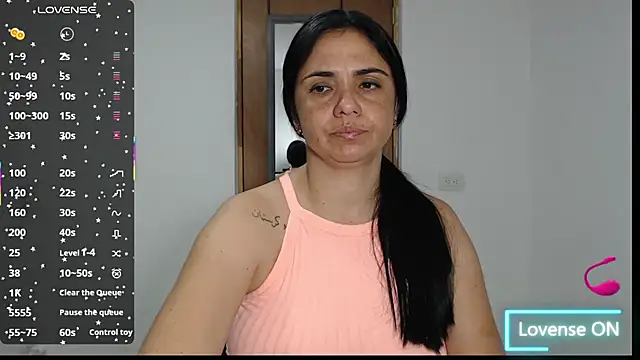 Snapshot of selena_ferri chatting on 15, 11, 2025 selena ferri online show from 15, 11, 2025