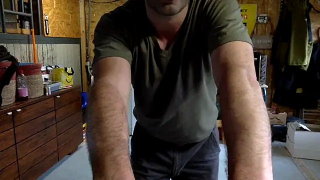 Snapshot of jayvanbergen chatting on 9, 4, 2026 jayvanbergen online show from 9, 4, 2026