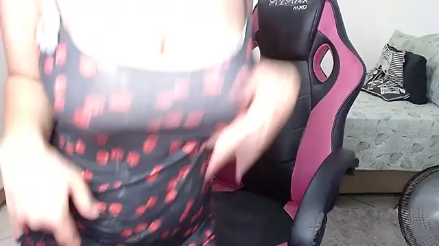 bustycarly online show from 21, 2, 2025