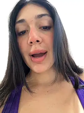 LaanaCooper online show from 1, 10, 2025