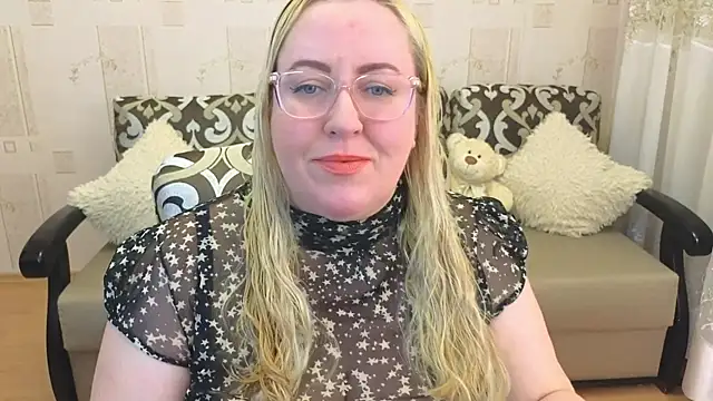Snapshot of Ginesia chatting on 8, 12, 2024 Ginesia online show from 8, 12, 2024