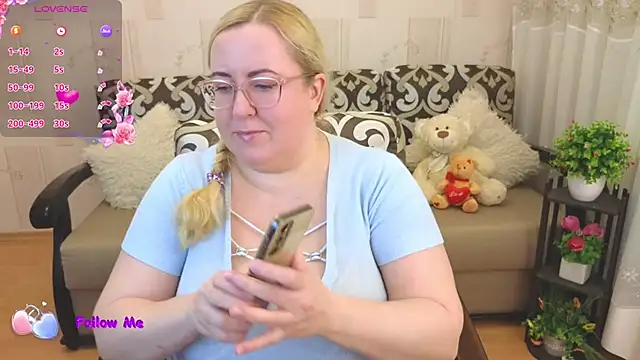 Snapshot of Ginesia chatting on 16, 2, 2025 Ginesia online show from 16, 2, 2025