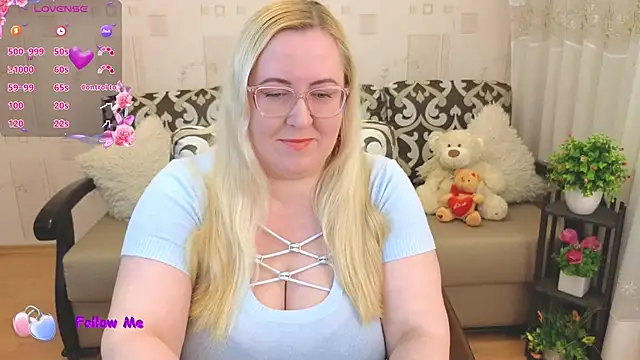 Snapshot of Ginesia chatting on 19, 2, 2025 Ginesia online show from 19, 2, 2025