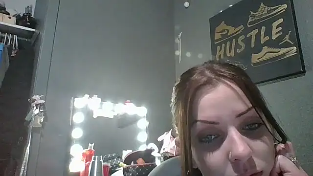 Justjennyy online show from 18, 12, 2025