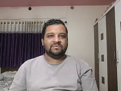 Snapshot of dhruv_love chatting on 20, 7, 2026 dhruv love online show from 20, 7, 2026