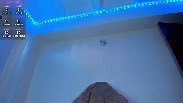 Snapshot of divinesalome chatting on 17, 1, 2025 divinesalome online show from 17, 1, 2025