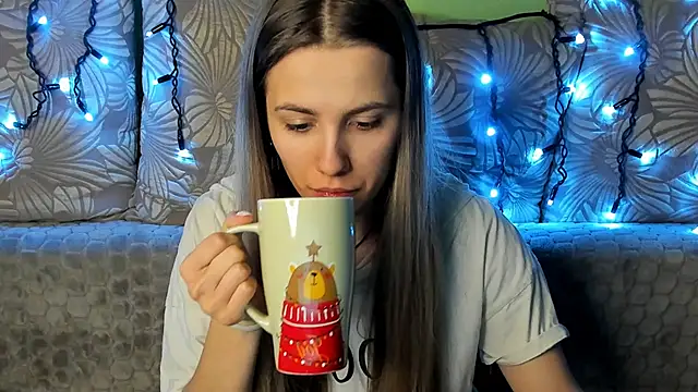 Snapshot of MaggieCake chatting on 17, 1, 2025 MaggieCake online show from 17, 1, 2025