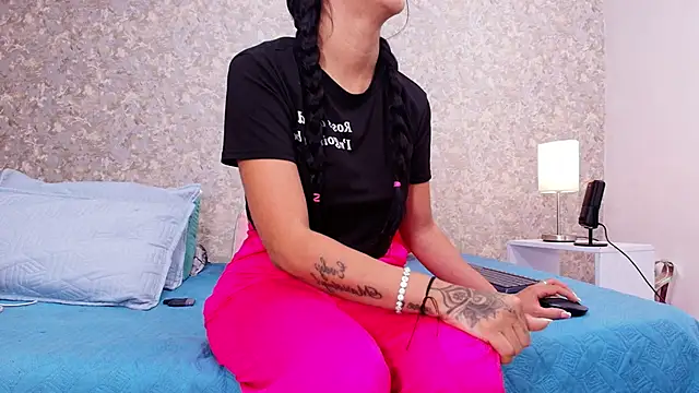 Snapshot of samanta_360 chatting on 11, 2, 2025 samanta 360 online show from 11, 2, 2025