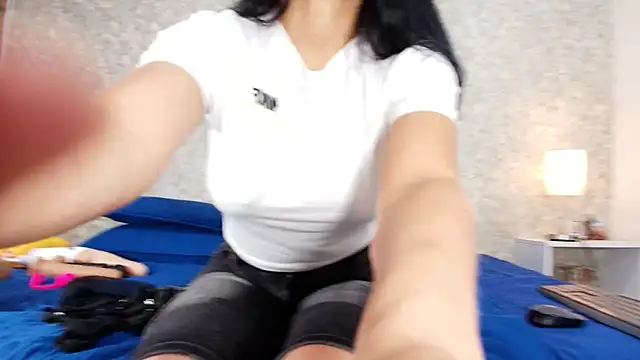 Snapshot of samanta_360 chatting on 9, 10, 2025 samanta 360 online show from 9, 10, 2025