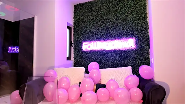 Snapshot of realhotfallingdevil chatting on 14, 2, 2025 realhotfallingdevil online show from 14, 2, 2025