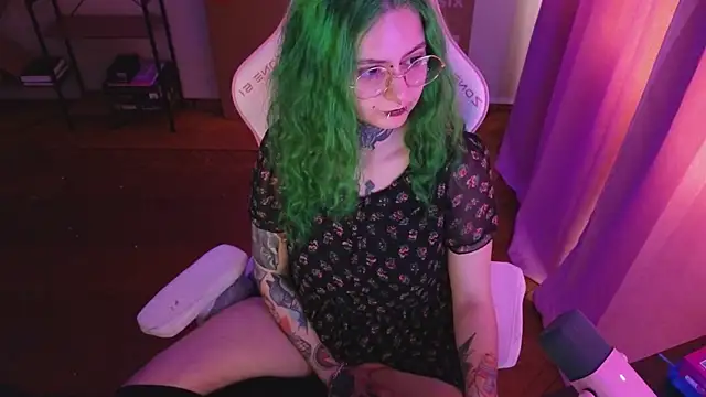 Snapshot of Ginger_Stay chatting on 27, 5, 2026 Ginger Stay online show from 27, 5, 2026