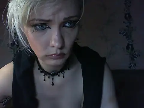 WildMissNiks online show from 22, 7, 2026