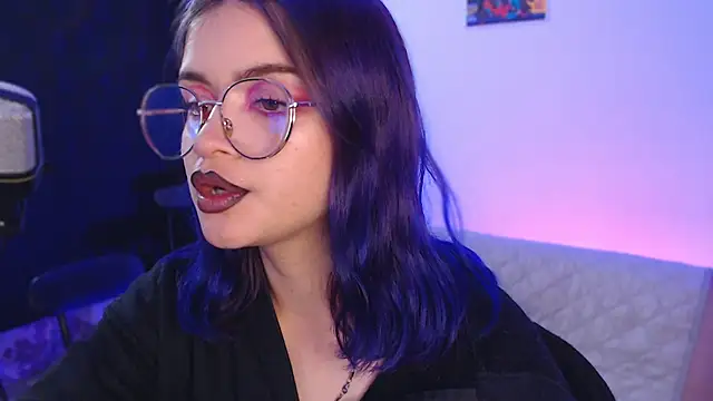 Snapshot of Raventh_ chatting on 7, 7, 2026 Raventh online show from 7, 7, 2026
