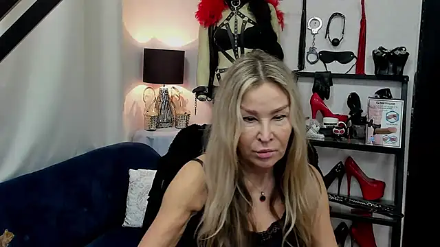 crystaLUX online show from 17, 12, 2024