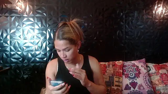 Snapshot of PINK__LOLA1 chatting on 1, 7, 2026 PINK LOLA1 online show from 1, 7, 2026