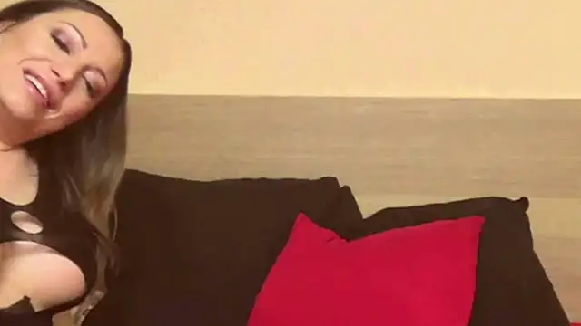 KendraLux online show from 15, 1, 2026