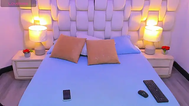 MiaYMolly online show from 21, 11, 2025