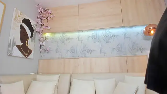 maryevans  online show from 1, 10, 2025