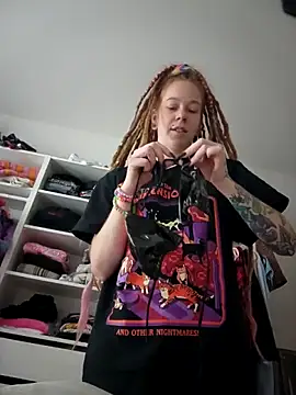 LucidLucy online show from 7, 10, 2025