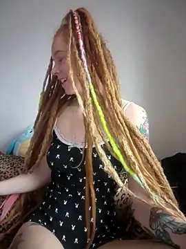 LucidLucy online show from 26, 11, 2025