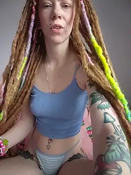 LucidLucy online show from 14, 12, 2025