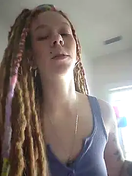 LucidLucy online show from 3, 3, 2026