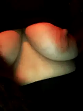 Snapshot of Dirtyfeelin chatting on 2, 12, 2025 Dirtyfeelin online show from 2, 12, 2025