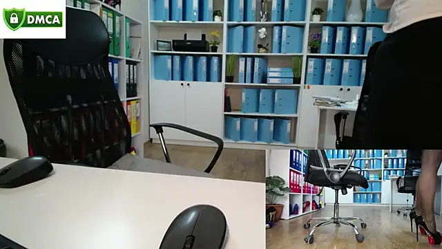 Snapshot of secret-office chatting on 27, 4, 2026 secret-office online show from 27, 4, 2026