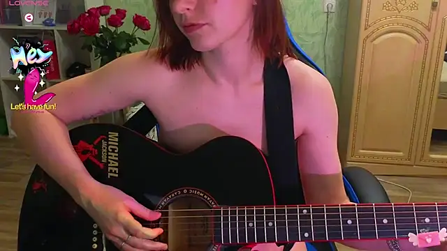 DanaMartina online show from 8, 3, 2025