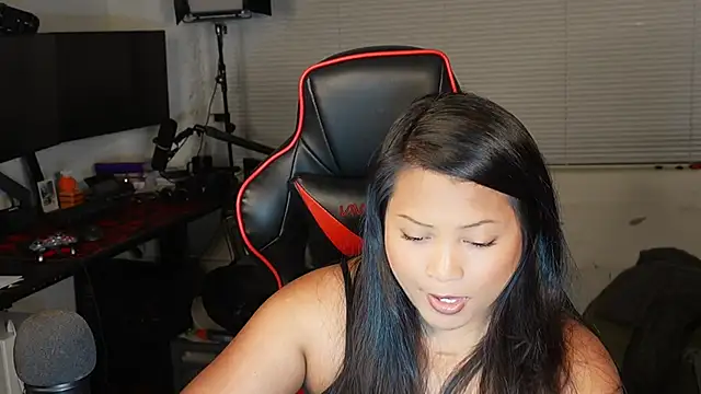 Snapshot of Bubbleliyah chatting on 9, 9, 2025 Bubbleliyah online show from 9, 9, 2025