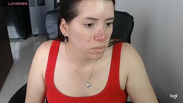 Snapshot of spicey_latina chatting on 31, 5, 2026 spicey latina online show from 31, 5, 2026