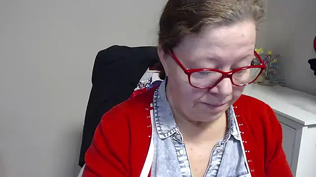 Adelewildx online show from 20, 2, 2025