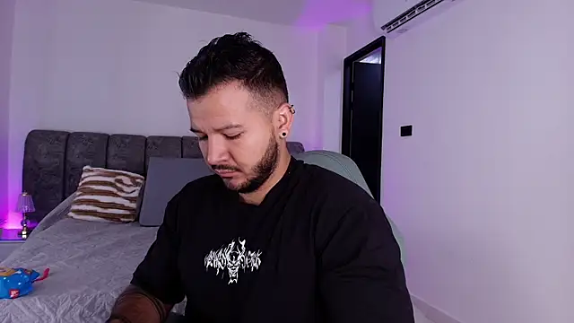 mister miike online show from 25, 11, 2025